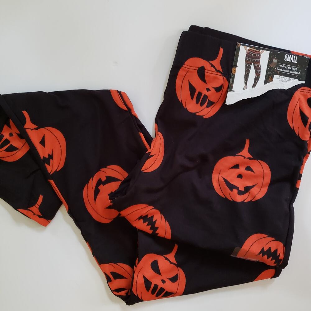 Halloween Jack O' Latern Soft Leggings